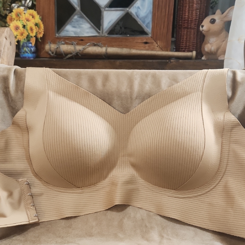 Seamless Tan Wireless Ribbed Comfort Bra